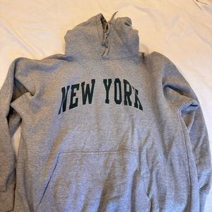 Brandy Melville Hoodie - NYC | OS